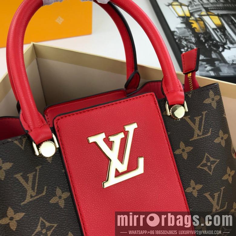 1:1 Louis Vuitton Bags 55339 30x23x13cm jj