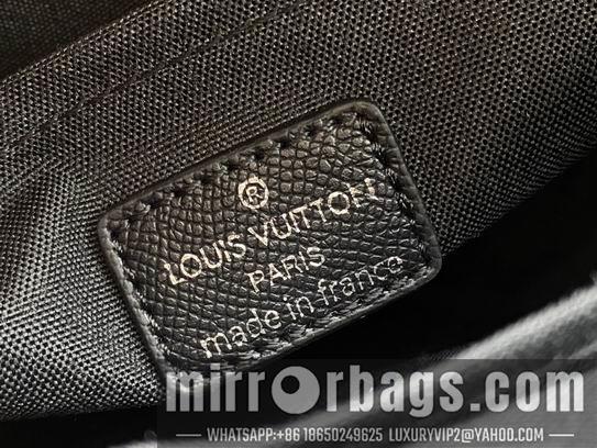 1:1 Louis Vuitton Bags Outdoor M30233 25x20x10.5cm zy