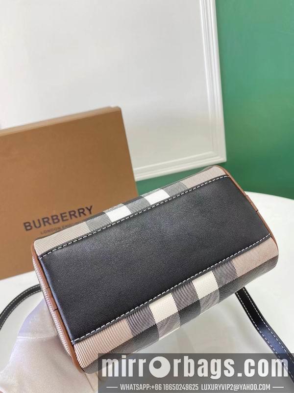 Burberry Bags Burberry 8372 18.5x11x12cm ww