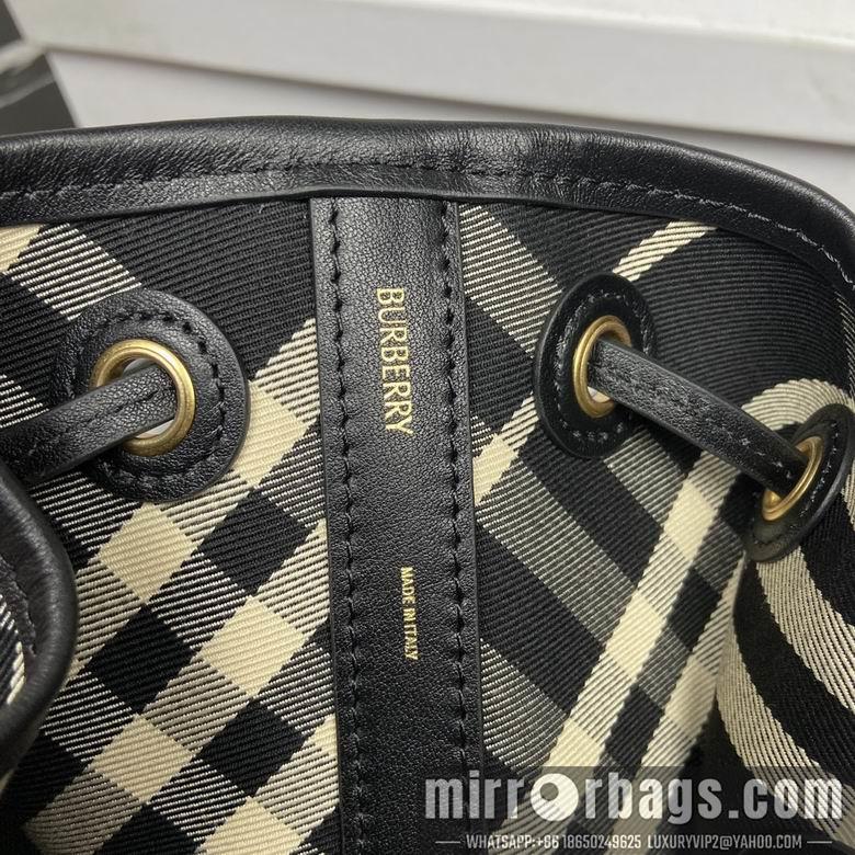 Burberry Bags 17.5X10.5X20cm 100919 DN 2colour