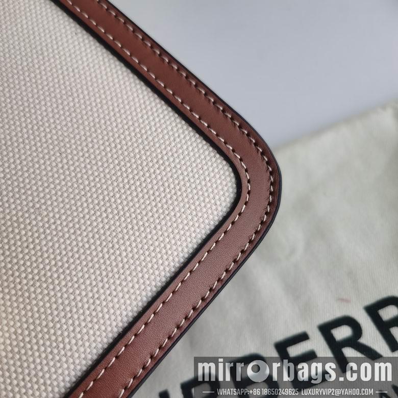 Burberry Bags 21X10X15cm 040105 IQ