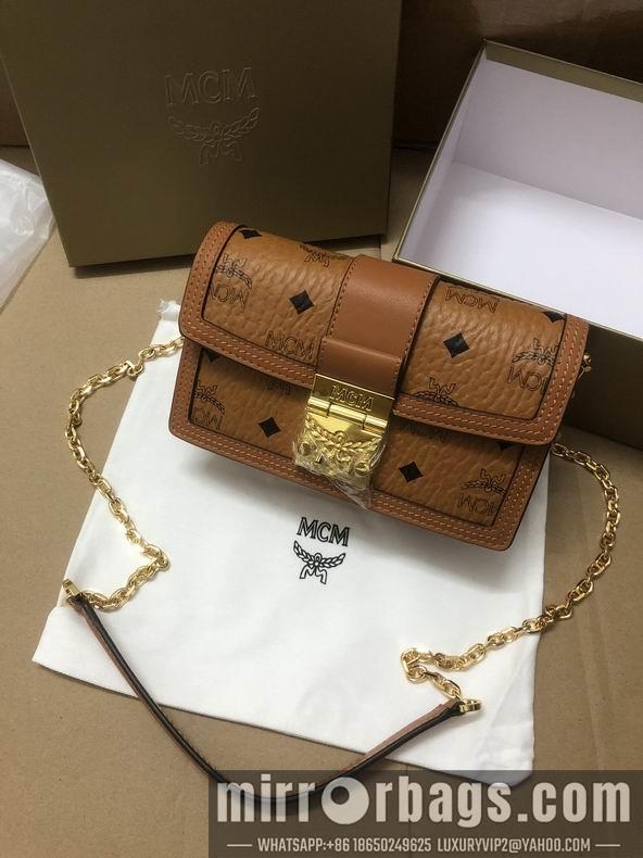 MCM Bags MCM 6801 11x18.5x5cm dy11