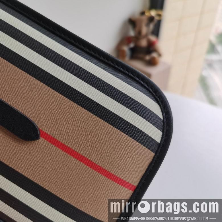 Burberry Bags 12X3.5X18cm 082701 IQ 4colour
