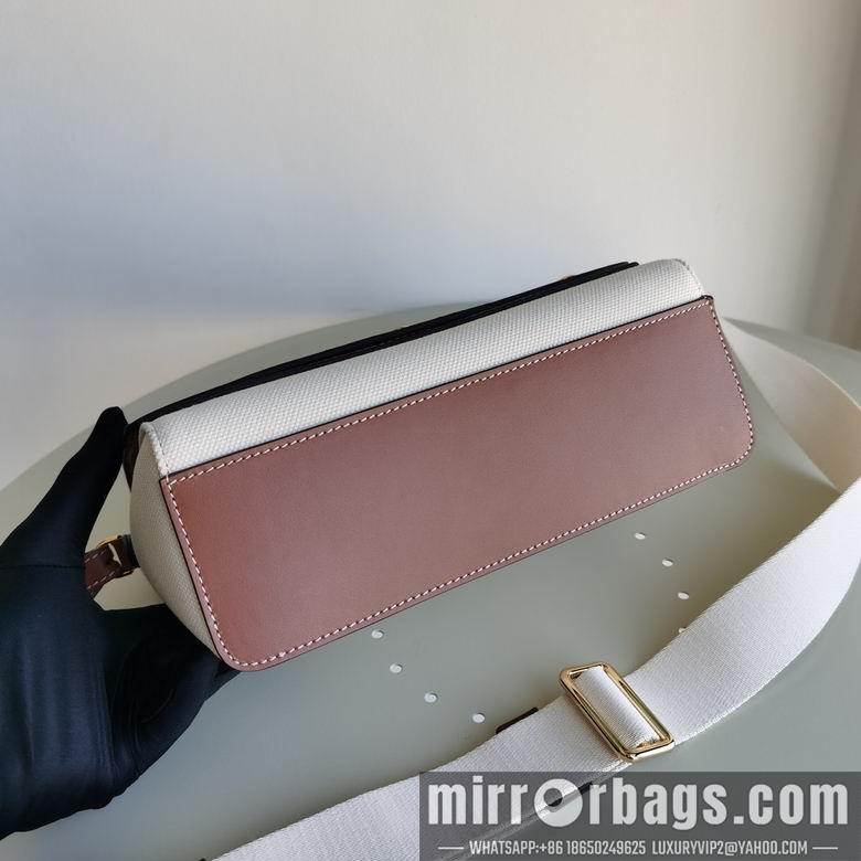 Burberry Bags 80211101 25X18X8.5cm IQ
