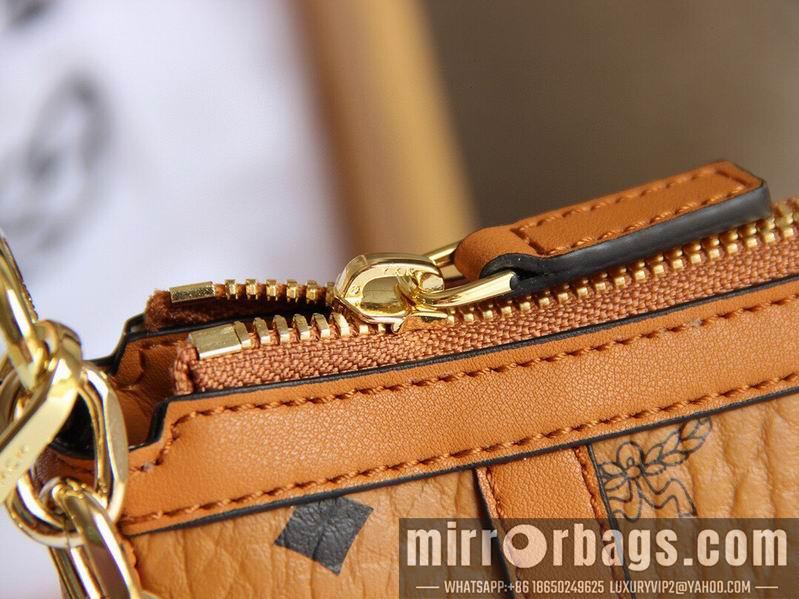 MCM Bags CA6204 12.5X21X5