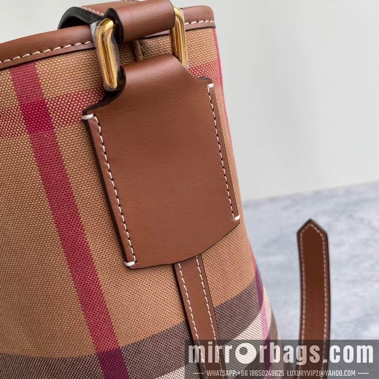 Burberry Bags 16X22X15.5cm 081609 IQ