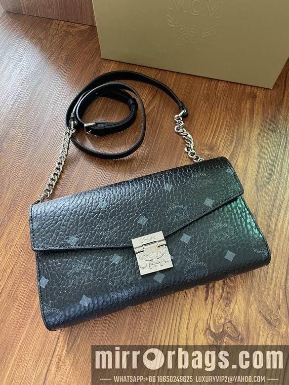MCM Bags 20533 medium DY 3