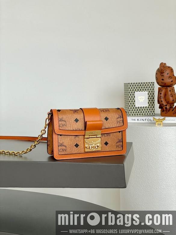 MCM Bags L090 18.5X5X11cm XM