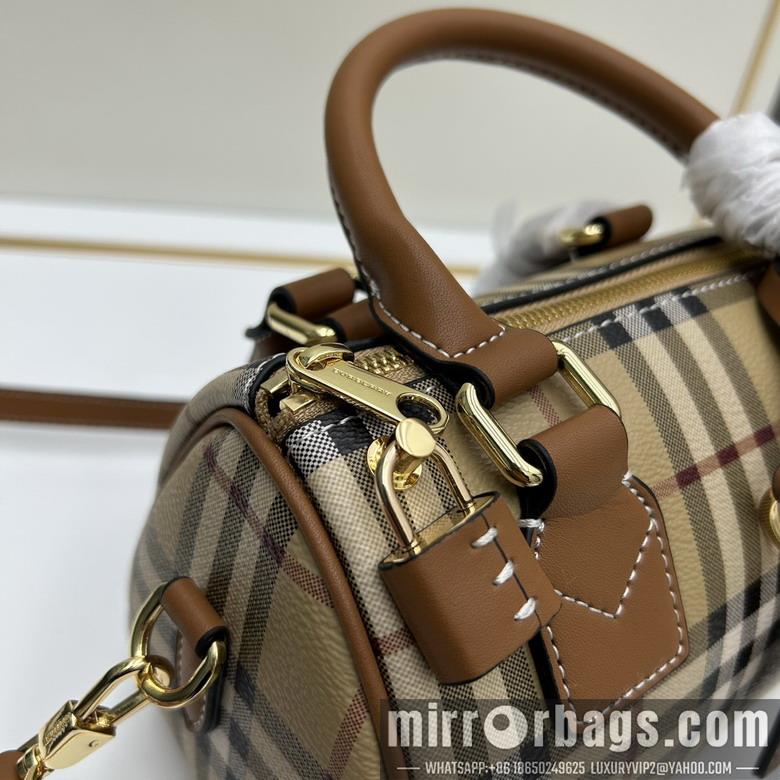 Burberry Bags Bur 8372 18.5x11x12cm ww1