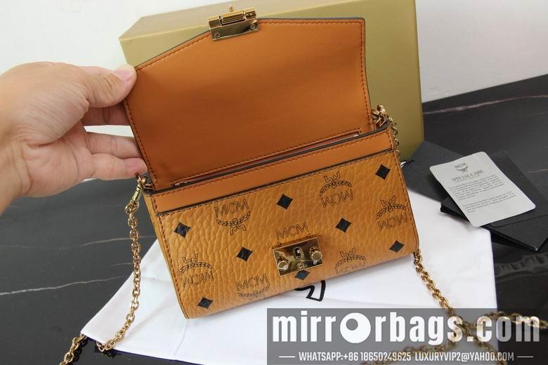 MCM Bags 20499 18.5x11x4cm DY 1