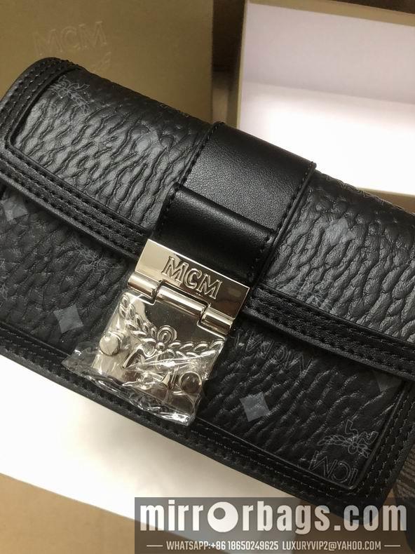 MCM Bags MCM 6801 11x18.5x5cm dy11