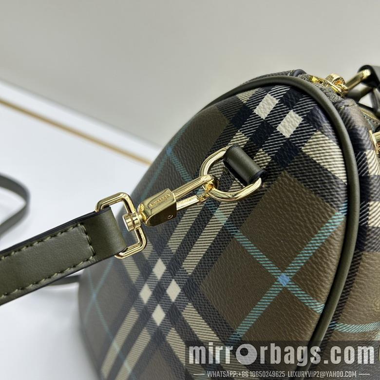 Burberry Bags Bur 8371 30x15x21cm ww