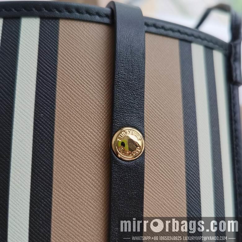 Burberry Bags 12X3.5X18cm 082701 IQ 4colour