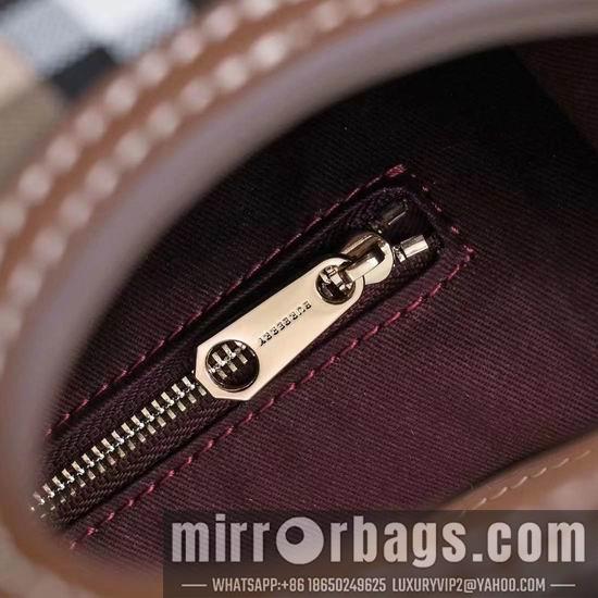 Burberry Bags Burberry 8320 23x6x26.5cm ww