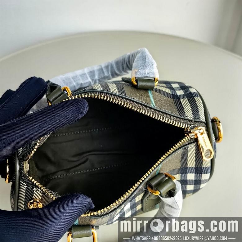 Burberry Bags 18.5X11X12cm 111401 IQ