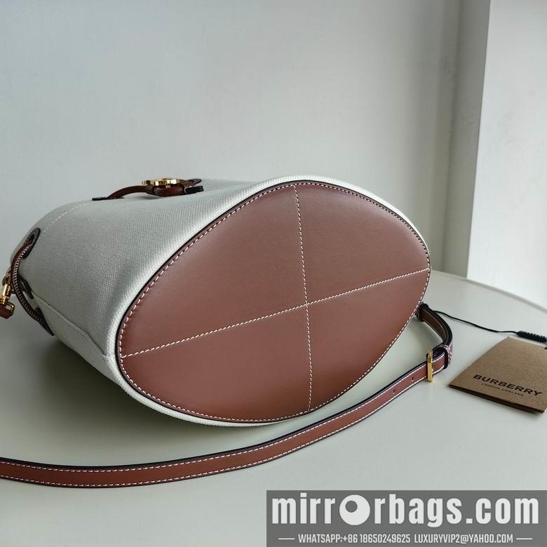 Burberry Bags 16X26X26cm 070906 IQ
