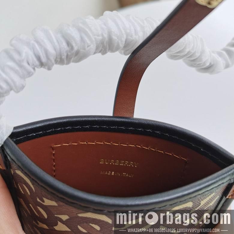 Burberry Bags 12X3.5X18cm 082701 IQ 4colour