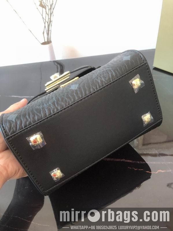 MCM Bags MCM 10039 18.5X9.5X14.5cm dy11