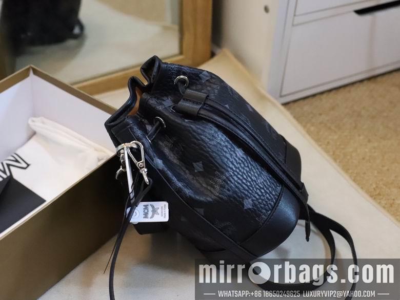 MCM Bags Dessau Visetos 6719 20x14x10cm DY 1