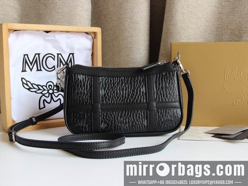 MCM Bags CA6204 12.5X21X5