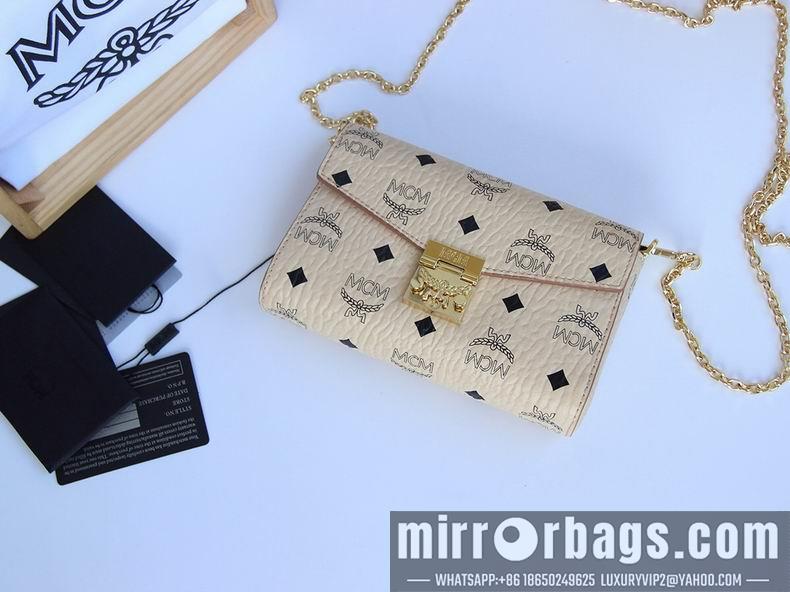 MCM Bags MCM CA20499 18.5x11x4cm dy10