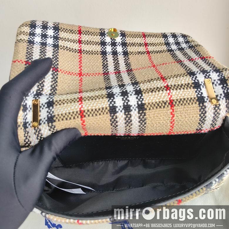 Burberry Bags 23X6X13cm 040802 IQ