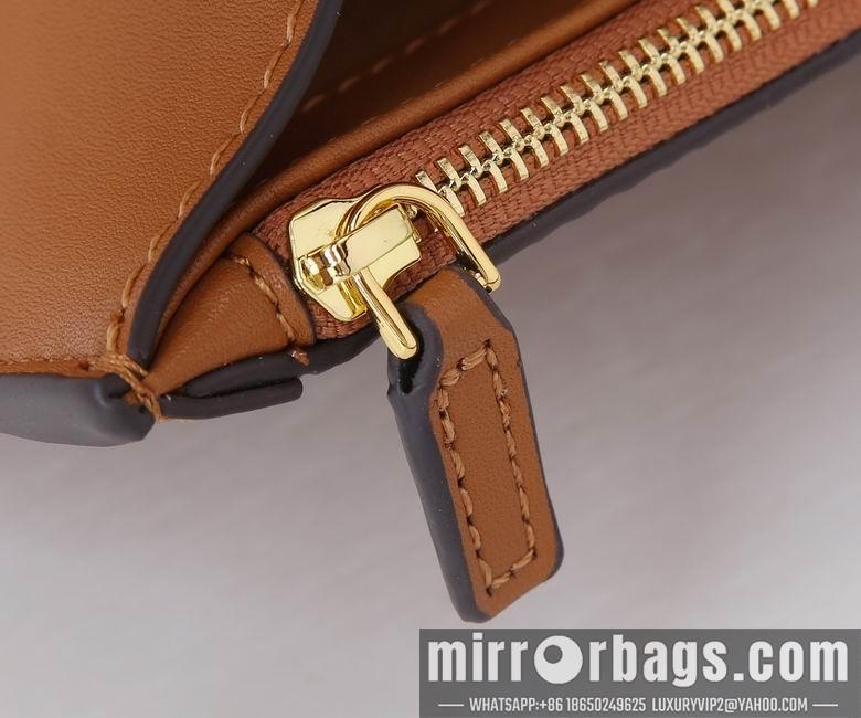 MCM Bags CA6721 中号24.5X18X10 小号20X15X8