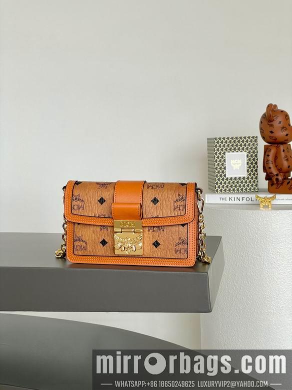 MCM Bags L090 18.5X5X11cm XM