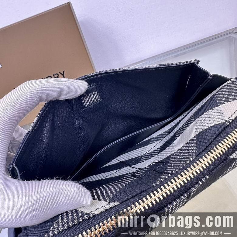 Burberry Bags 37815 20X6.5X15.5cm IQ