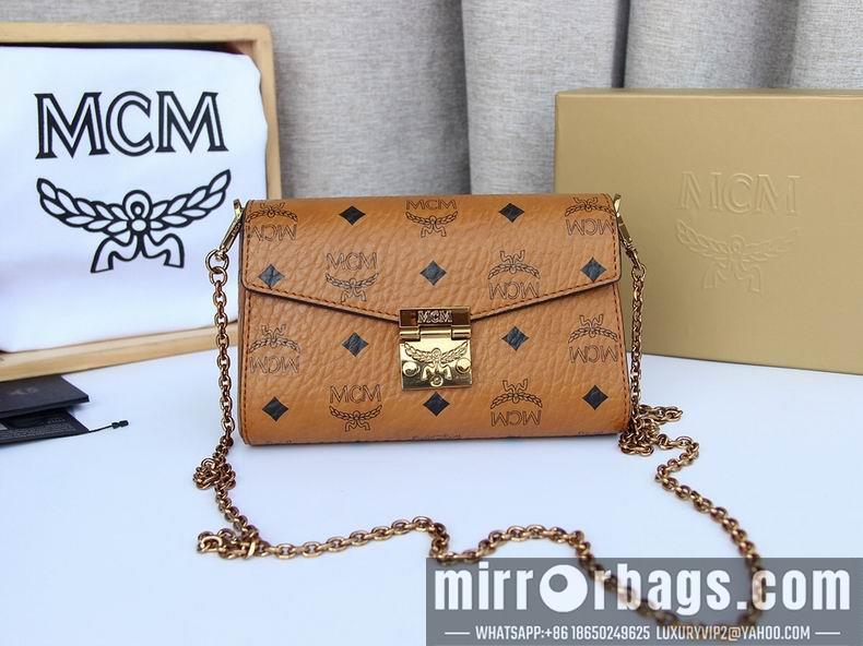 MCM Bags MCM CA20499 18.5x11x4cm dy10