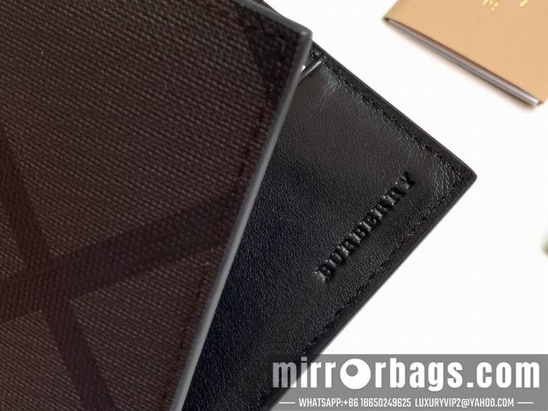 Burberry Bags 40520871 11X10cm YG 3colour