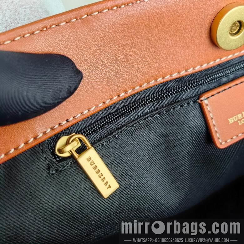Burberry Bags 29X27X10cm 042505 IQ