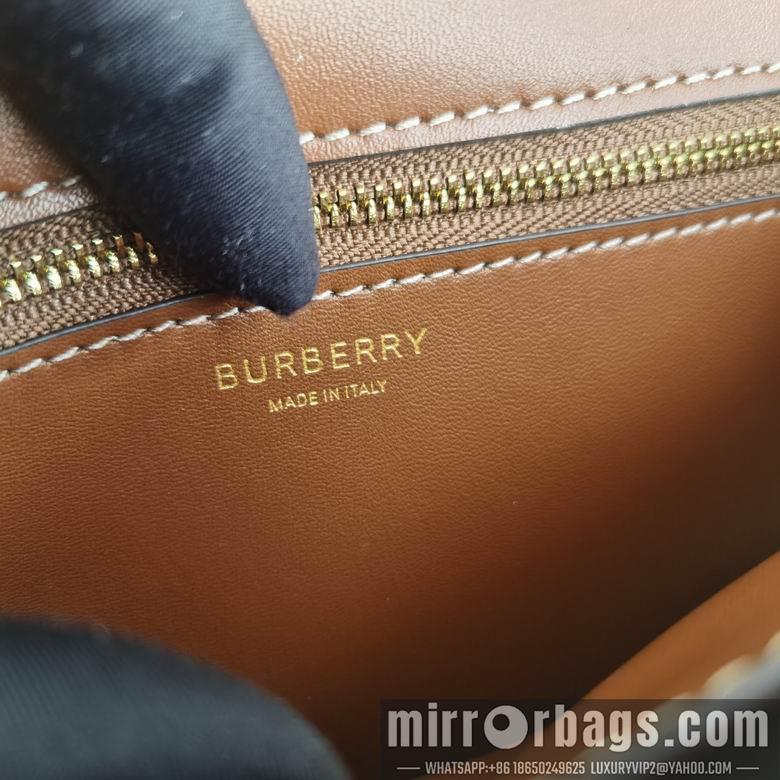 Burberry Bags 21X10X15cm 040105 IQ