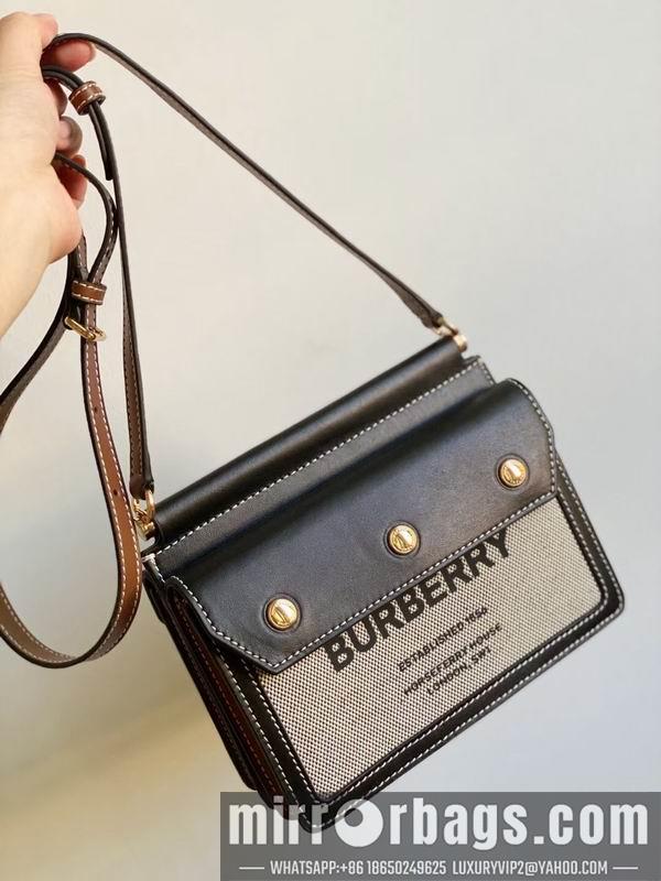 Burberry Bags 6111 19.5x15 yz 01