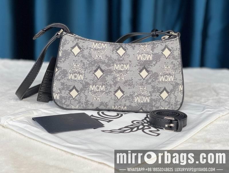 MCM Bags MCM 21X12.5X5CM dy