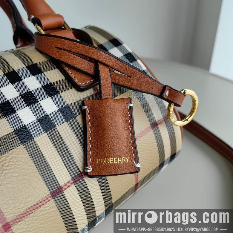Burberry Bags 18.5X11X12cm 070603 IQ