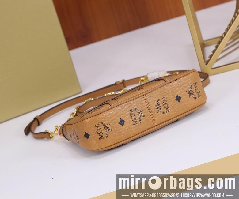 MCM Bags CA6204 12.5X21X5