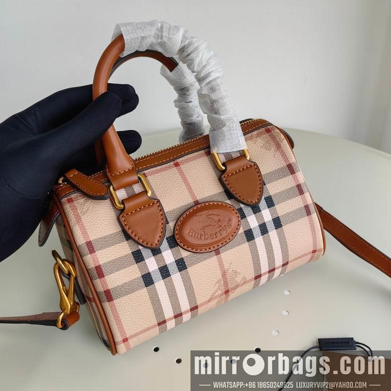 Burberry Bags 20X14X11cm 041415 IQ