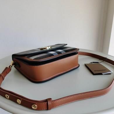 Burberry Bags 23.5X7X19.5cm 032602 IQ