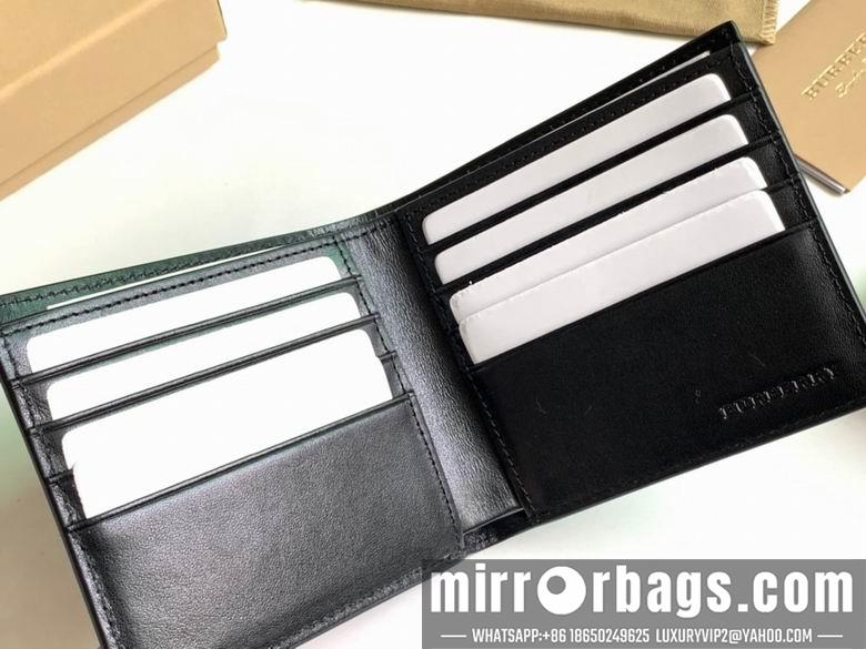 Burberry Bags 40520871 11X10cm YG 3colour