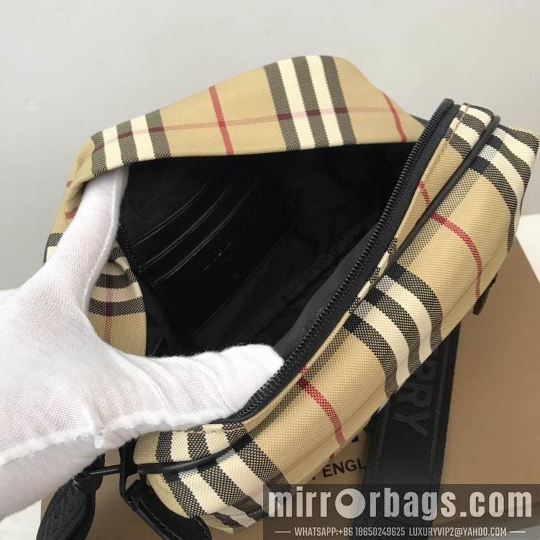 Burberry Bags 80697601 22.5X6.5X16cm DN