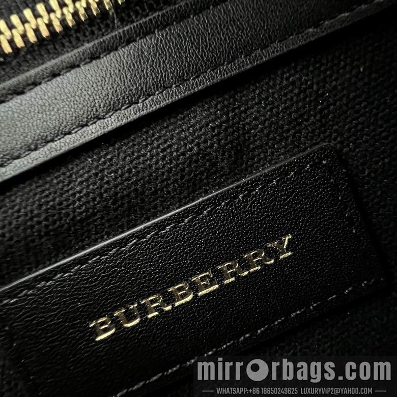 Burberry Bags 40609731 22X17X5.5cm YG 3colour