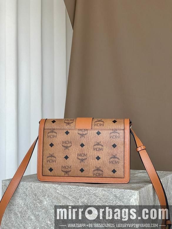 MCM Bags MWPBAW005CO001 22X5.5X15.5cm JY