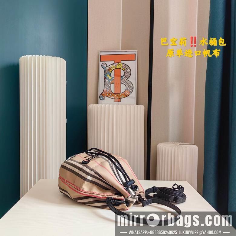 Burberry Bags 18X22cm 060827 XMY 2colour
