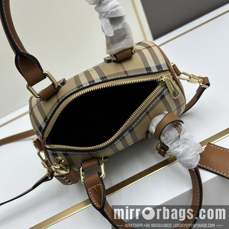 Burberry Bags Bur 8372 18.5x11x12cm ww1