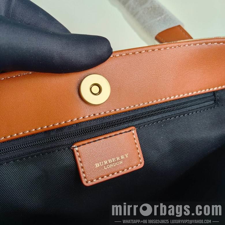 Burberry Bags 29X27X10cm 042505 IQ