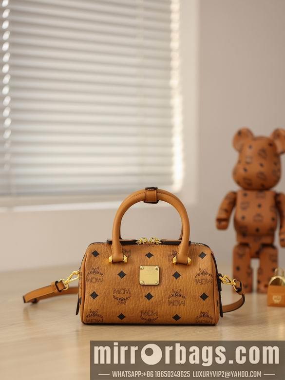 MCM Bags F801 180X95mm XM