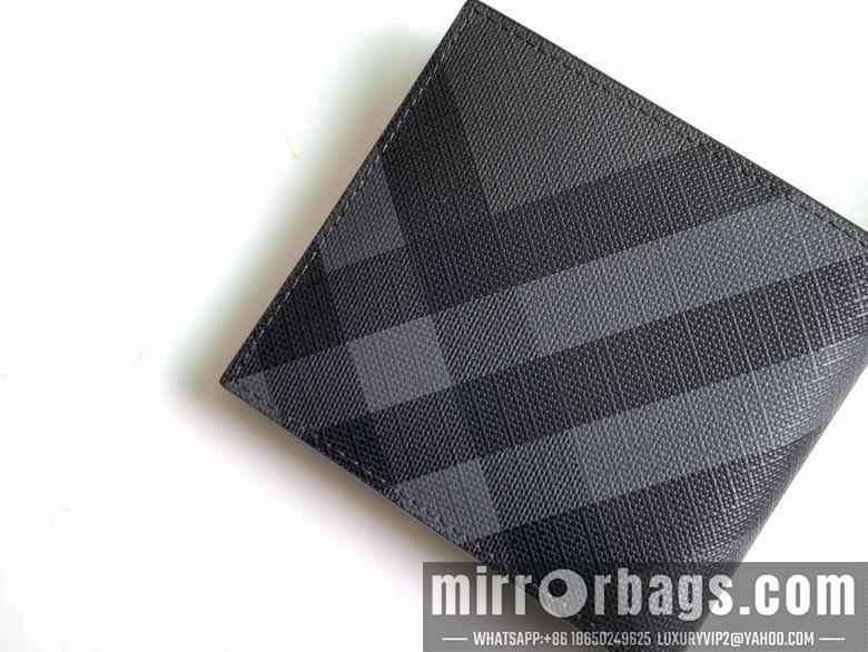 Burberry Bags 40520871 11X10cm YG 3colour