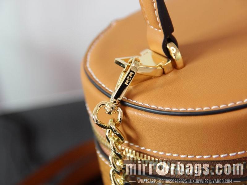 MCM Bags MCM 161614 16X16X14cm dy8