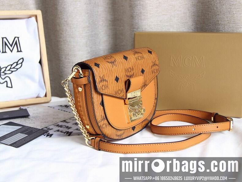 MCM Bags MCM 10219 18X18X7cm dy1